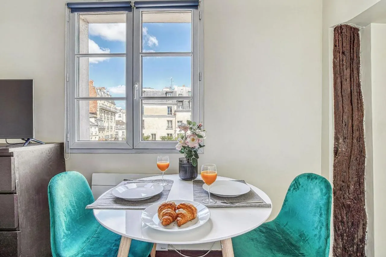 Latin Quarter - Studio Apartment Paris France