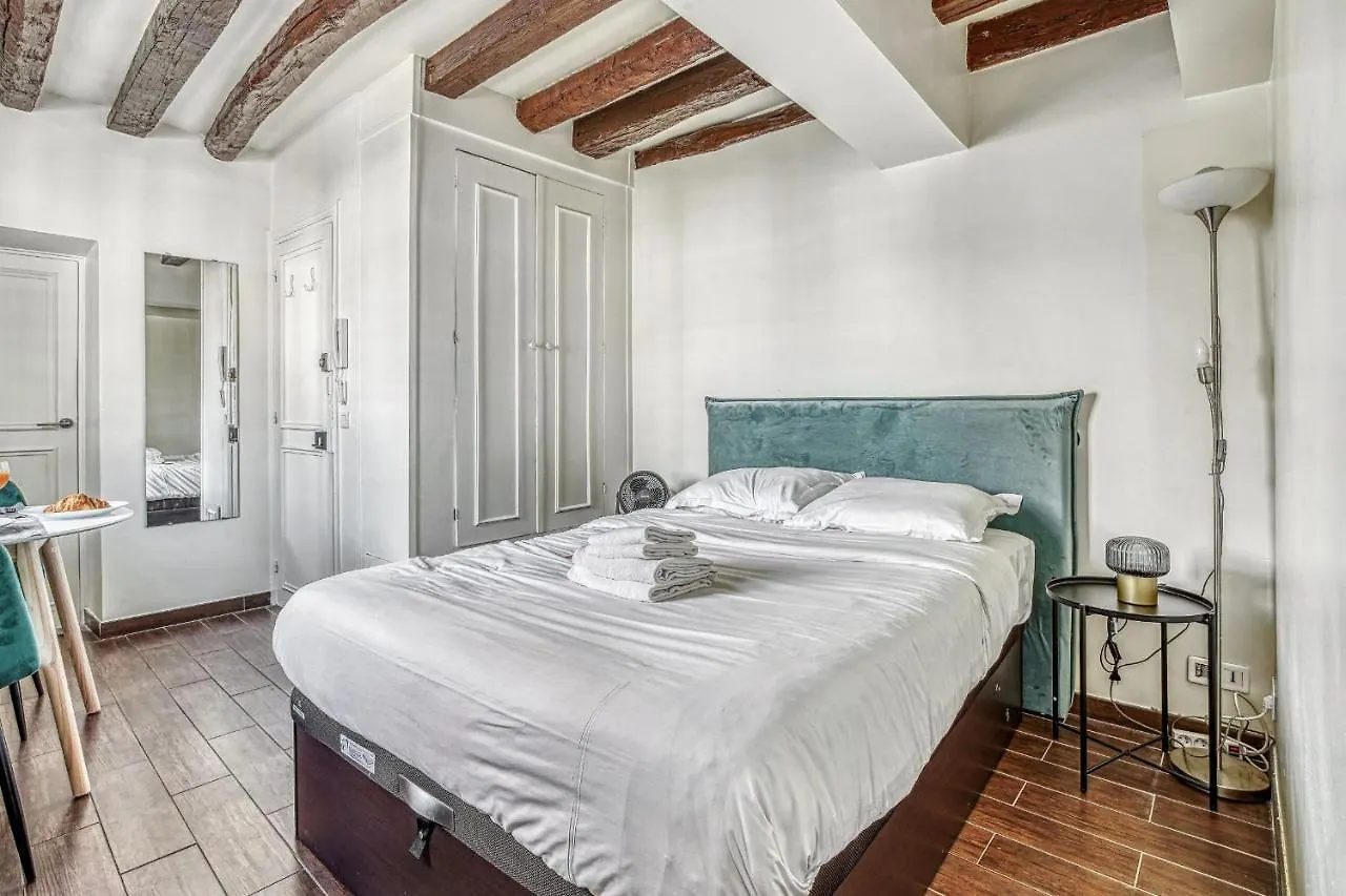 Latin Quarter - Studio Apartment Paris France
